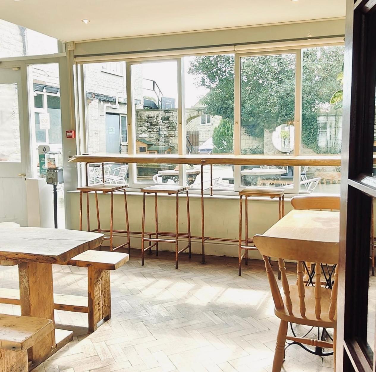 Kings Head Hotel Kirkbymoorside Esterno foto